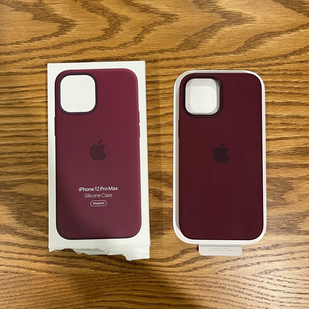 iPhone 12 Pro Max Apple Silicone Case